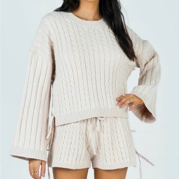 Princess Polly Aribella cable knit sweater cozy - Picture 2 of 7